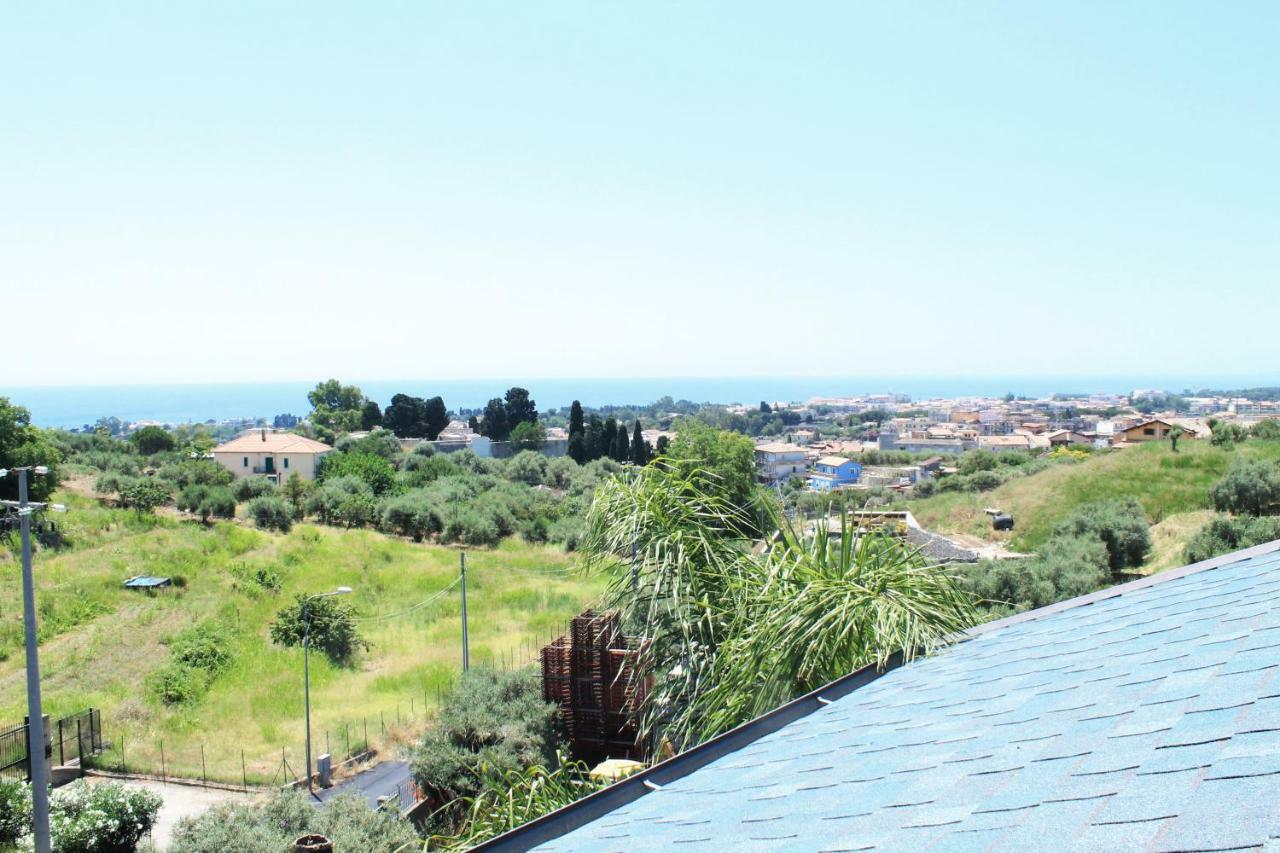 Villa I Minnulareddi จีอาร์ดีนี นักซอส ภายนอก รูปภาพ