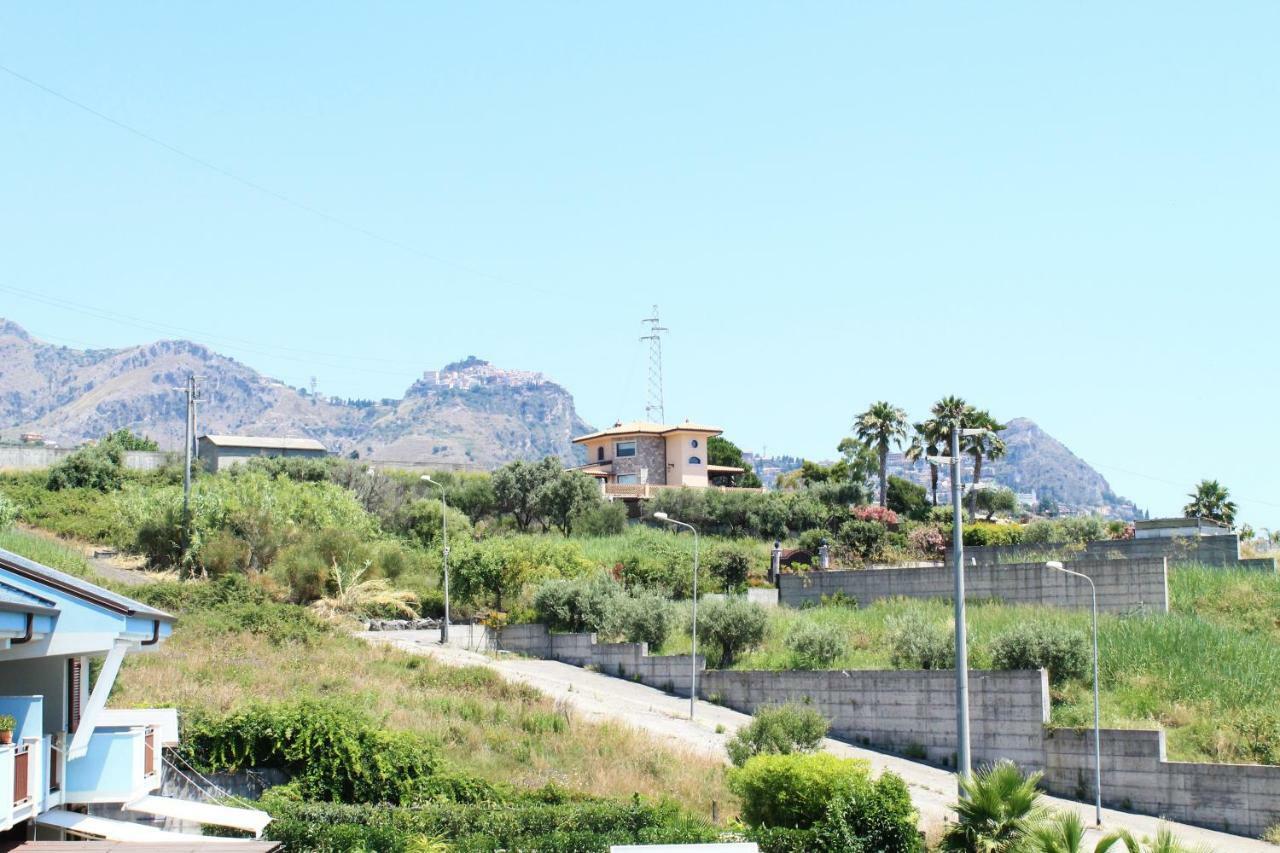 Villa I Minnulareddi จีอาร์ดีนี นักซอส ภายนอก รูปภาพ